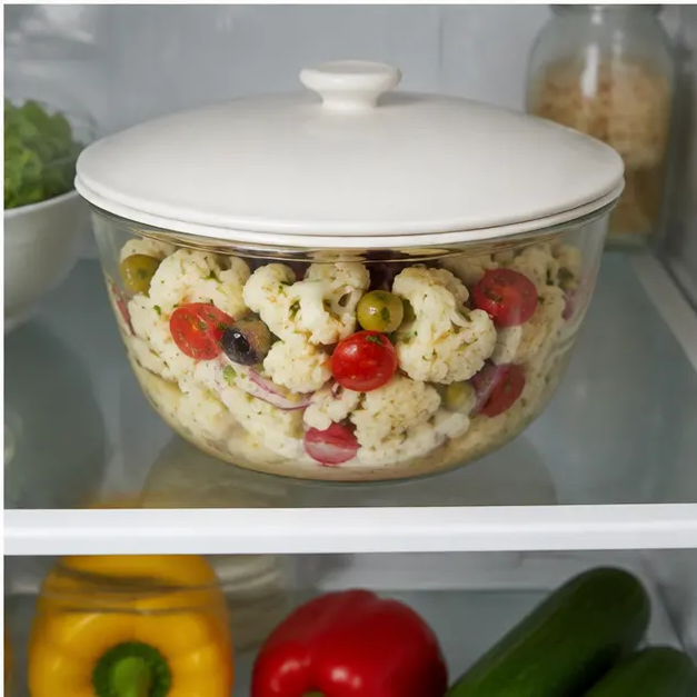 Chill and marinate the salad to let the flavors absorb